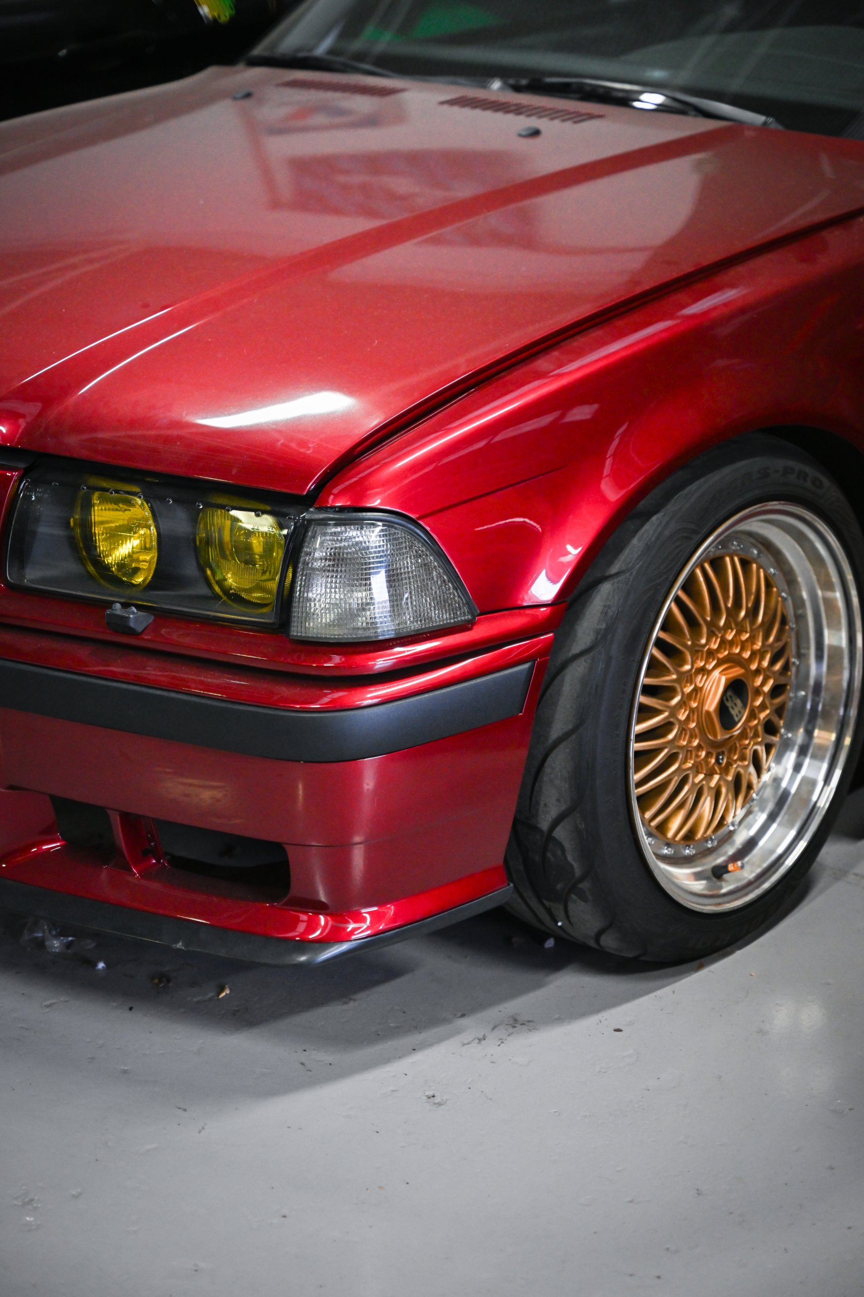 BMW E36 330i swap M54B30 preparado en Burnout Garage